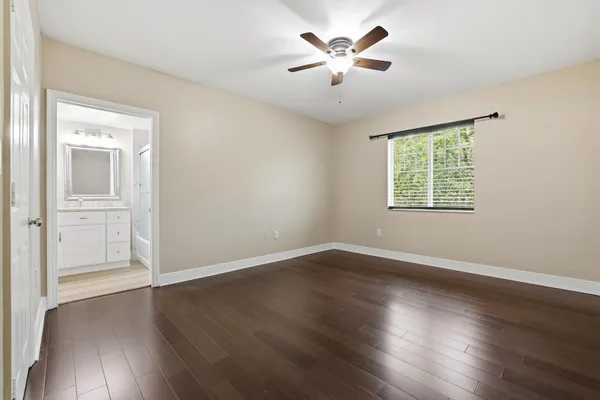 $2,600 | 6559 Emerald Dunes Drive, Unit 308, West Palm Beach, FL 33411