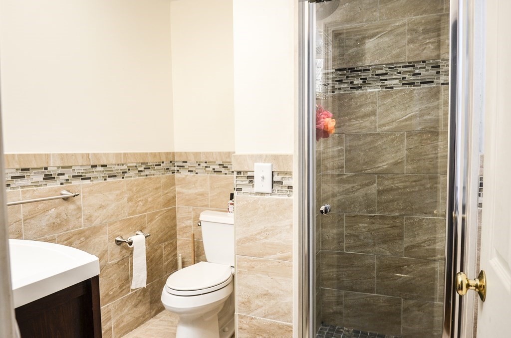 128 Jamieson Road Holden, MA 01520 - Photo 21 of 41 Gallery Image 21