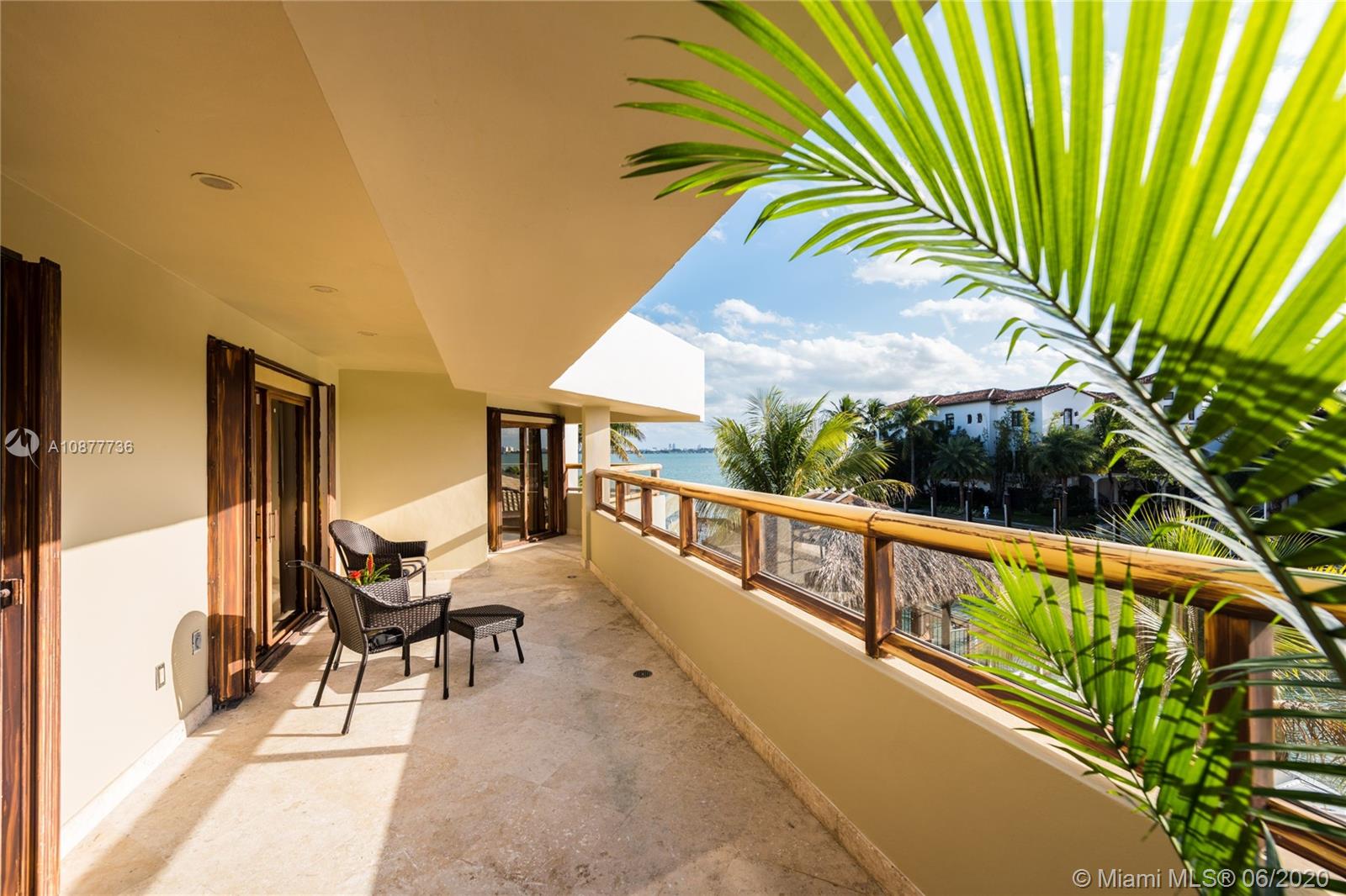 2076 Northeast 121st Road North Miami, FL 33181 - Photo 35 of 35 Gallery Image 35