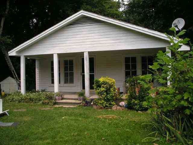 804 Mineral Springs Road Dalton, GA 30720 - Photo 1 of 1 Main View