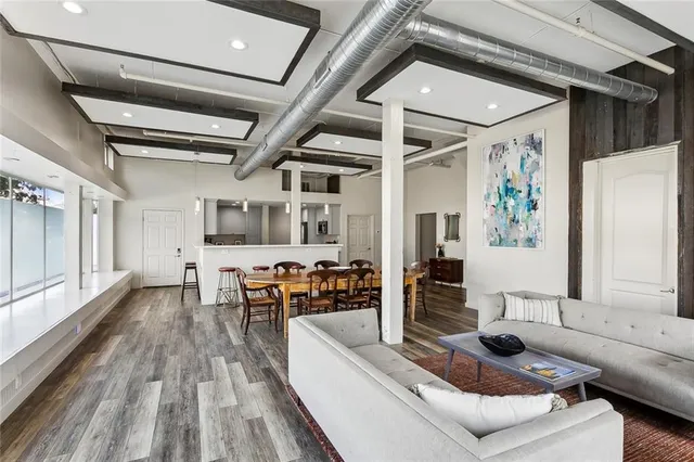 $2,600,000 | 3308 Burgundy Street, New Orleans, LA 70117