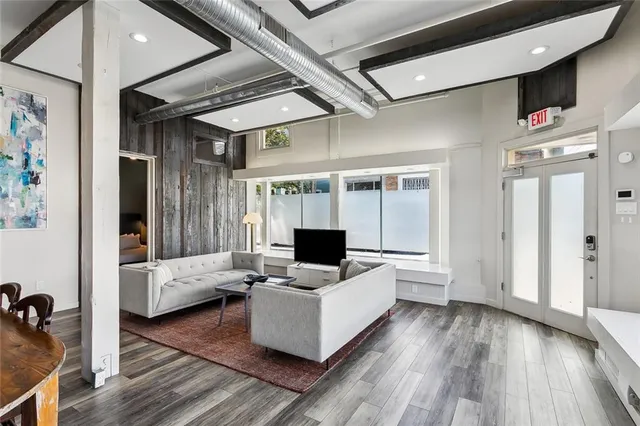 $2,600,000 | 3308 Burgundy Street, New Orleans, LA 70117