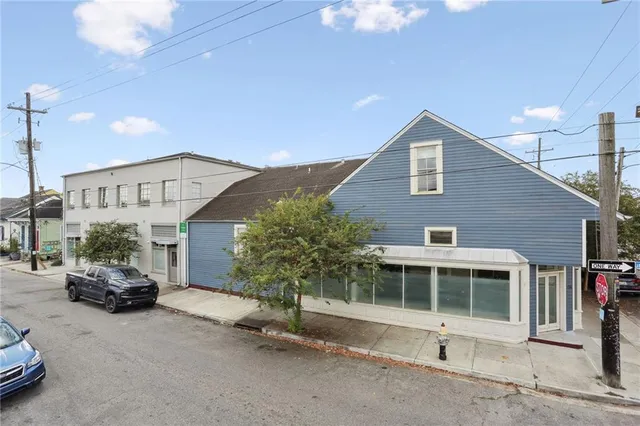 $2,600,000 | 3308 Burgundy Street, New Orleans, LA 70117