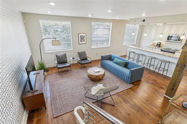 $2,600,000 | 3308 Burgundy Street, New Orleans, LA 70117