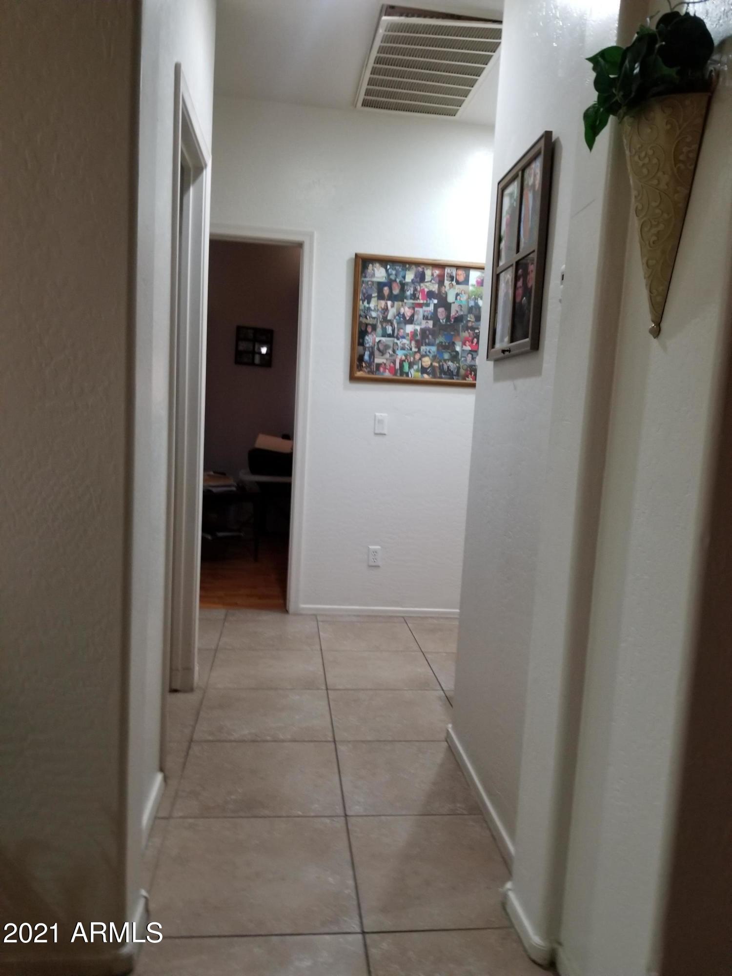 2723 East Carson Road Phoenix, AZ 85042 - Photo 17 of 24 hallway