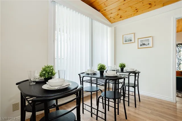 $3,495 | 2205 Santa Paula Drive, Las Vegas, NV 89104