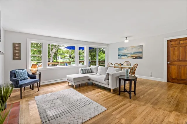$3,000 | 76 South River Drive, Narragansett, RI 02882
