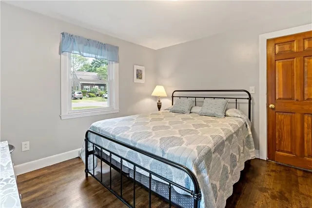 $3,000 | 76 South River Drive, Narragansett, RI 02882