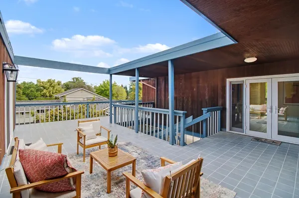 $975,000 | 4640 Hillview Way, Sacramento, CA 95822