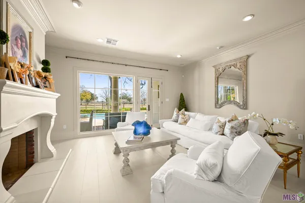 $2,200,000 | 19011 East Pinnacle Circle, Baton Rouge, LA 70810