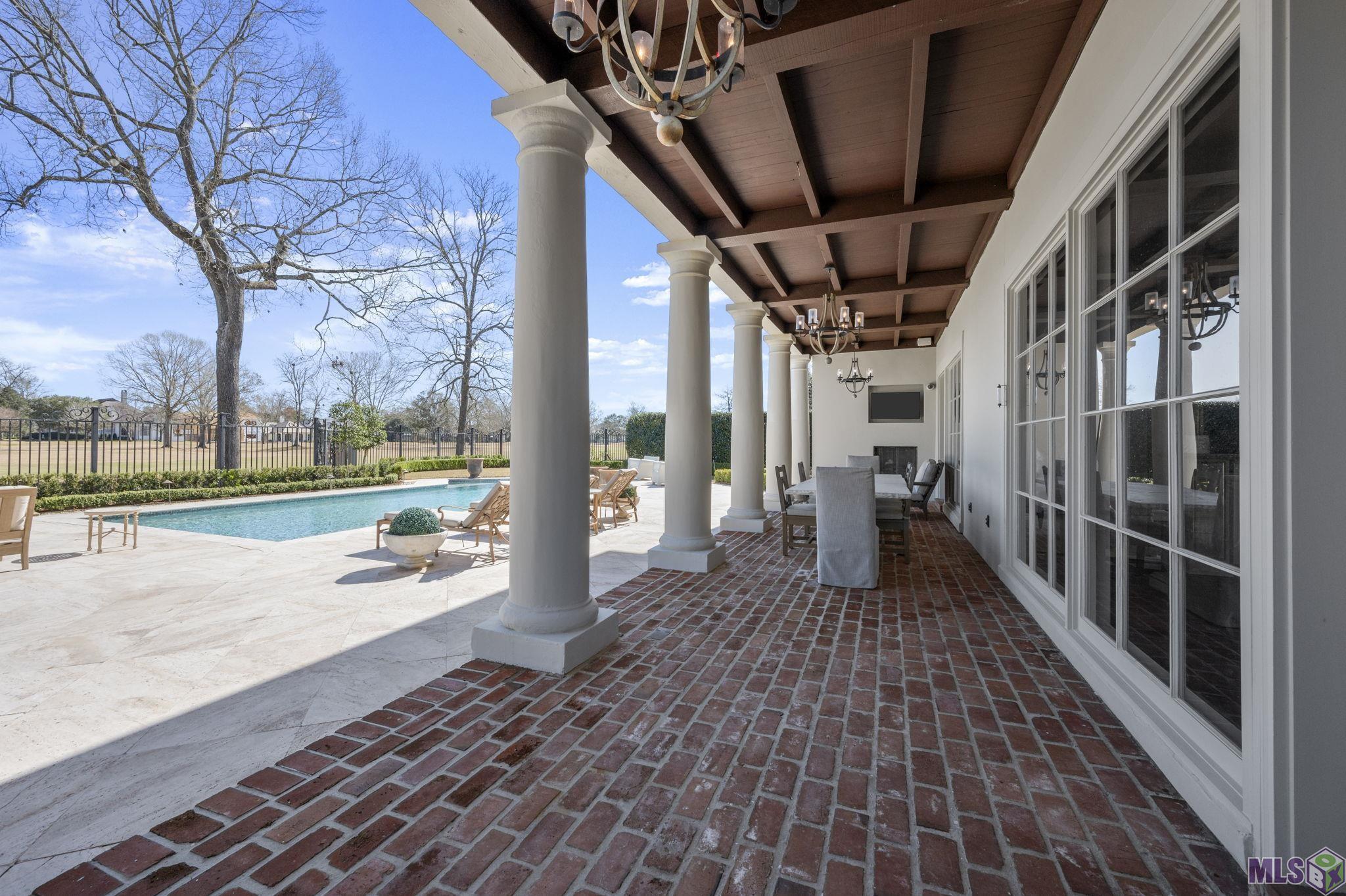 19011 East Pinnacle Circle Baton Rouge, LA 70810 - Photo 41 of 48