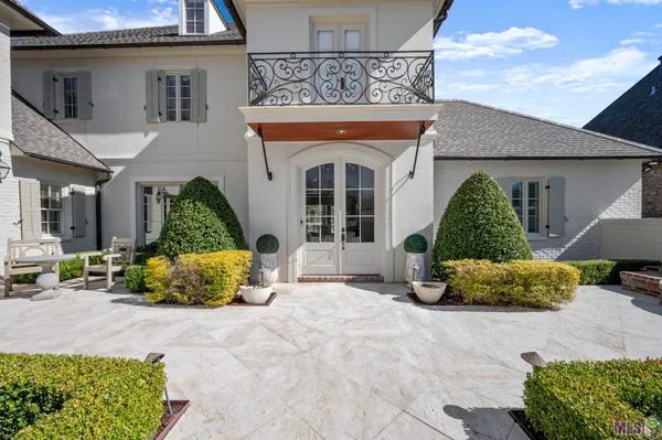 $2,200,000 | 19011 East Pinnacle Circle, Baton Rouge, LA 70810