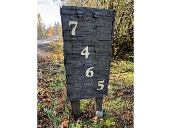 $889,900 | 7465 Kings Valley Highway, Dallas, OR 97338