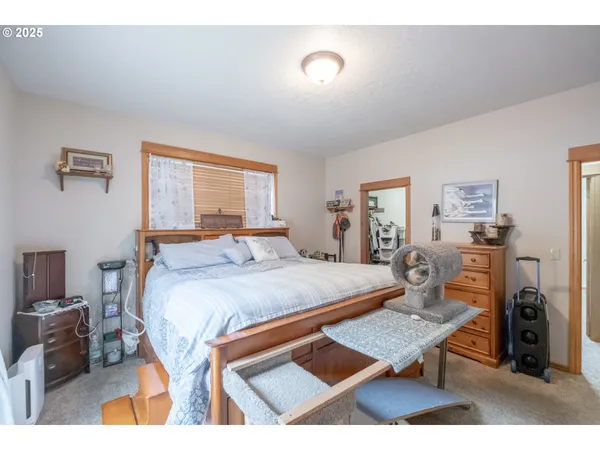 $889,900 | 7465 Kings Valley Highway, Dallas, OR 97338