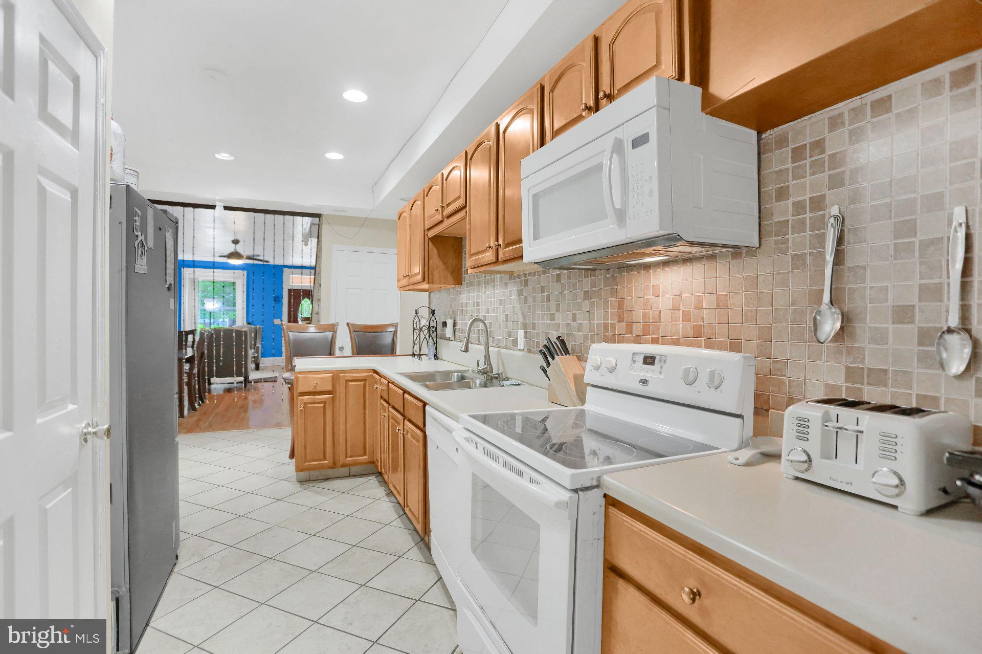 211 Ruby Street Lancaster, PA 17603 - Photo 9 of 26 Gallery Image 9