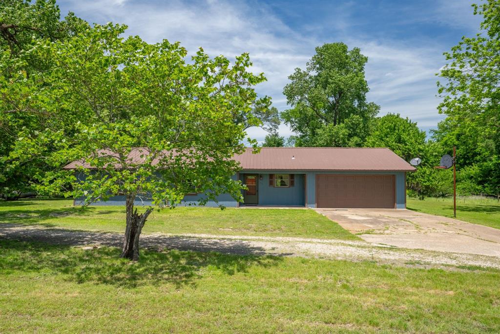 450 Rs County Road 4480 Point, TX 75472 - Photo 2 of 28