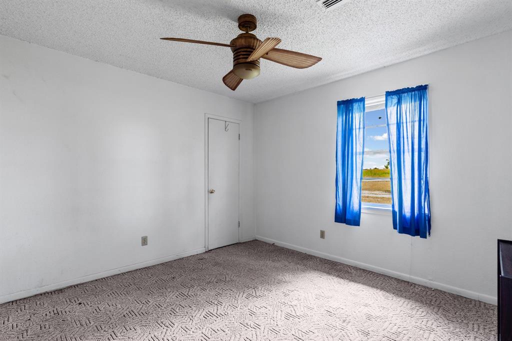 450 Rs County Road 4480 Point, TX 75472 - Photo 10 of 28