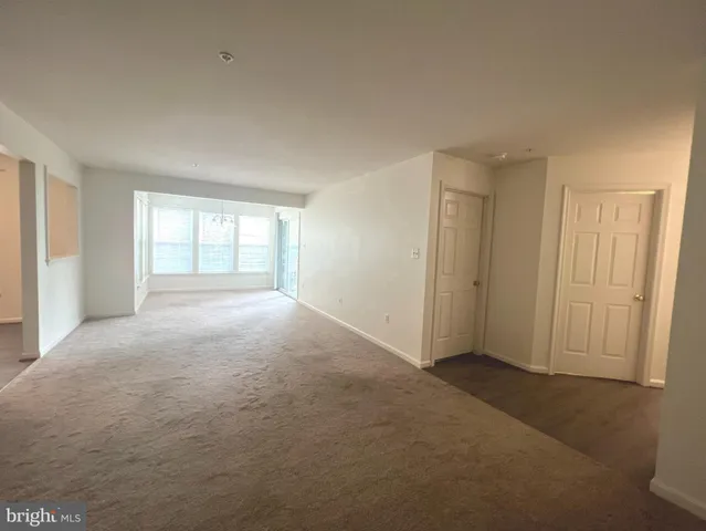 $2,150 | 7532 Coxton Court, Unit 128, Alexandria, VA 22306