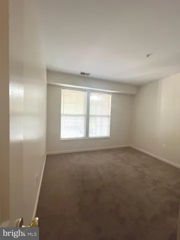 $2,150 | 7532 Coxton Court, Unit 128, Alexandria, VA 22306