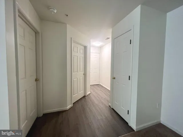 $2,150 | 7532 Coxton Court, Unit 128, Alexandria, VA 22306