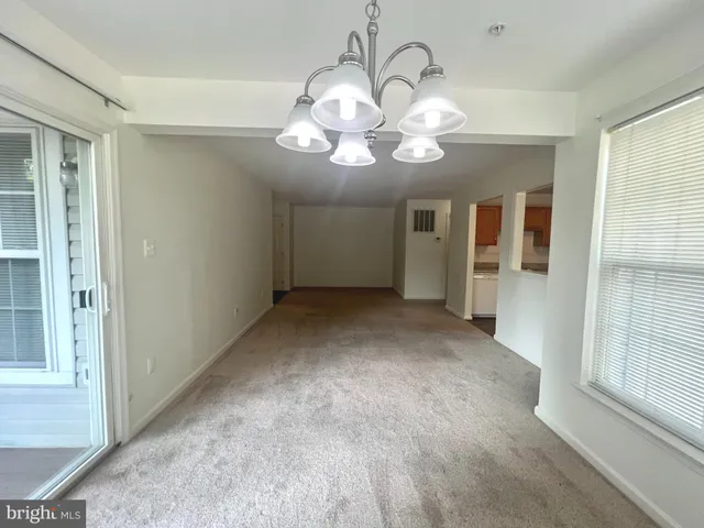 $2,150 | 7532 Coxton Court, Unit 128, Alexandria, VA 22306