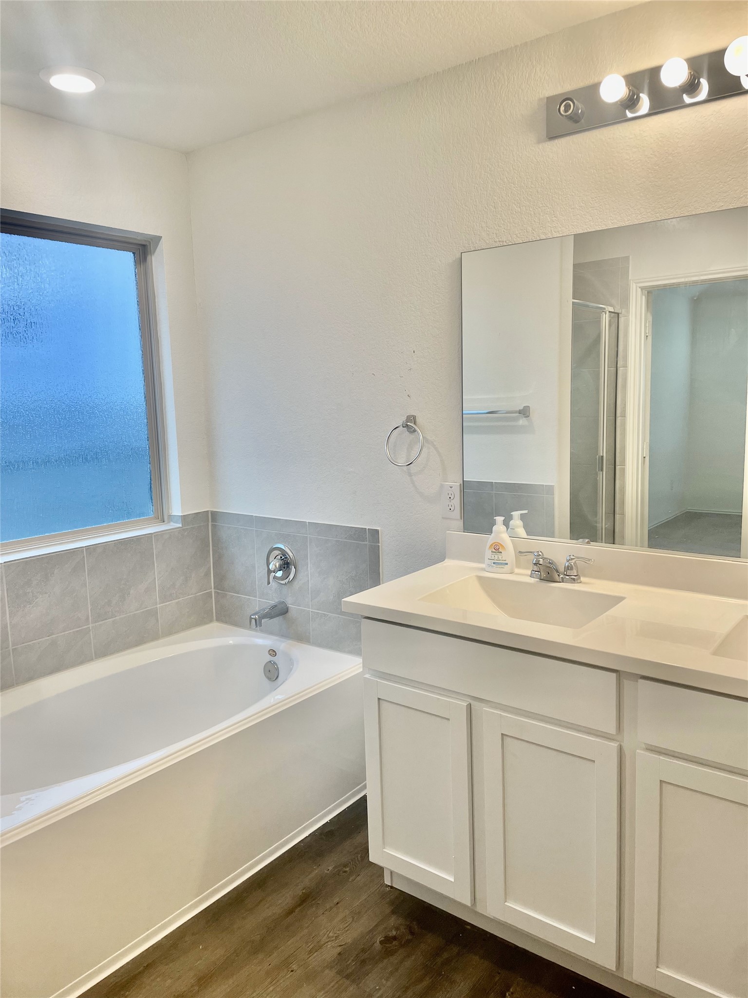 5716 Southerner Way Austin, TX 78747 - Photo 17 of 33