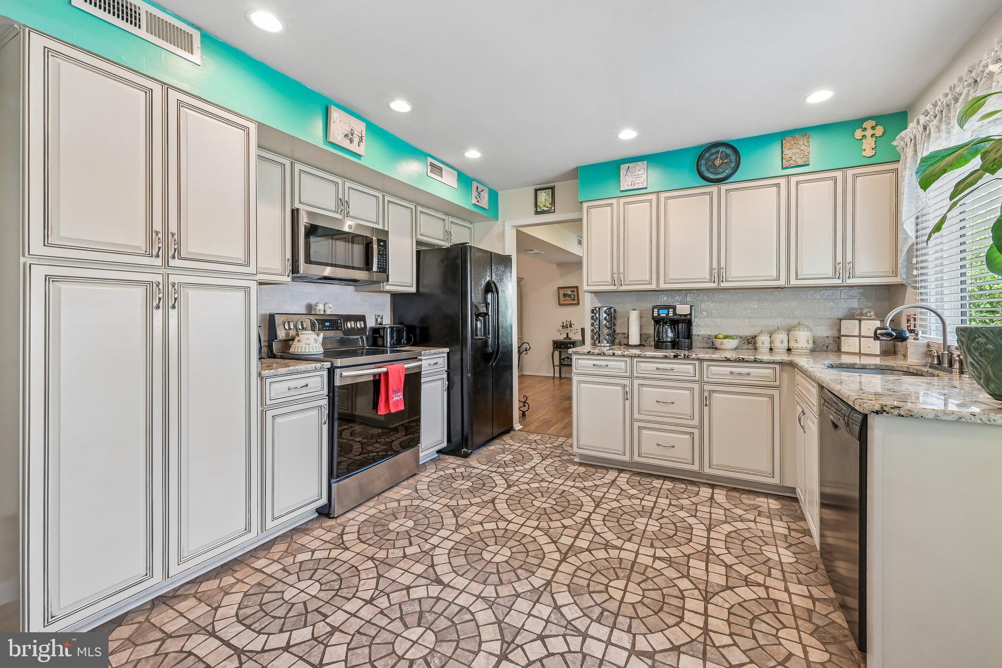 16 Merion Road Marlton, NJ 08053 - Photo 10 of 24 kitchen