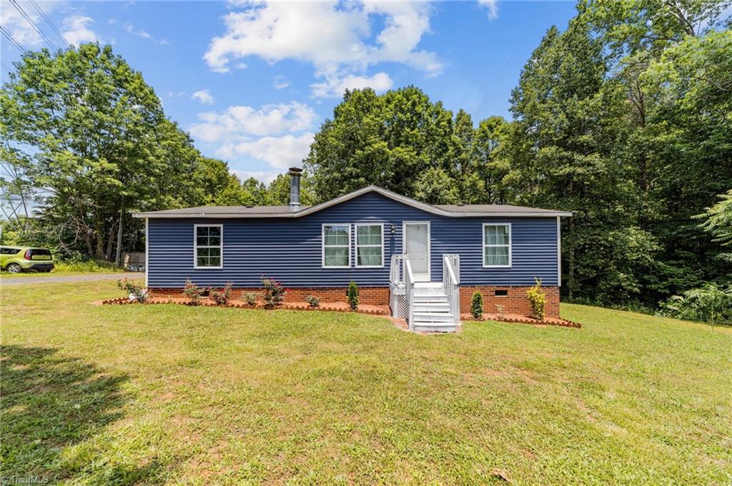801 Brooks Road Reidsville, NC 27320 - Photo 3 of 44 Gallery Image 3