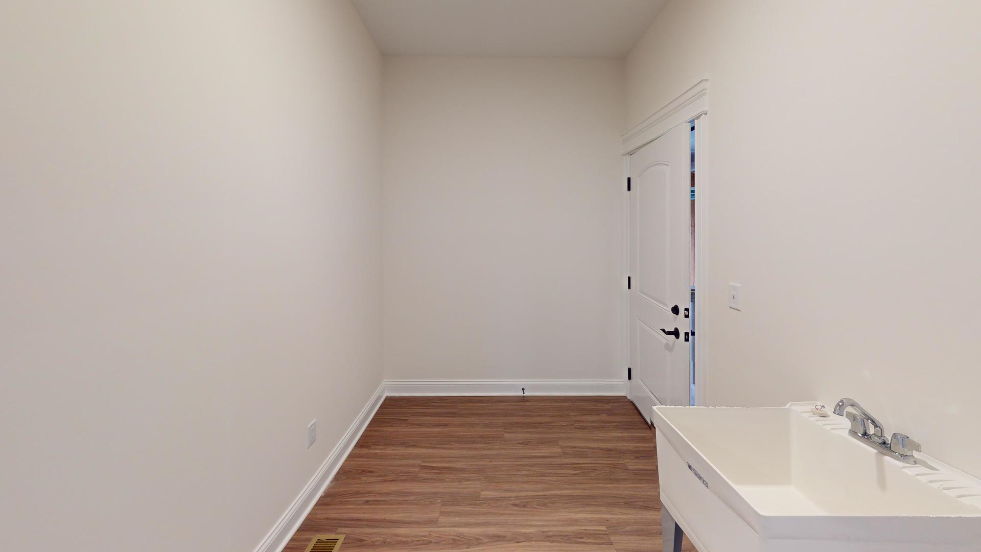 227 Zagreb Avenue Sycamore, IL 60178 - Photo 31 of 34