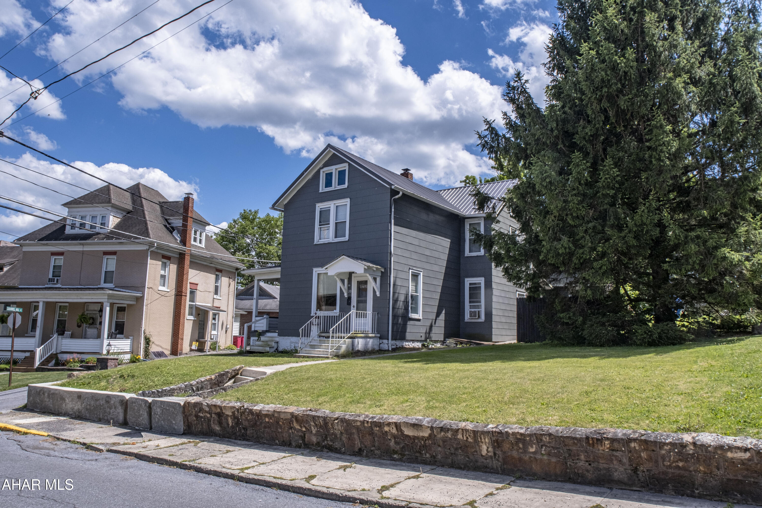 20 West 3rd Street Everett, PA 15537 - Photo 3 of 47