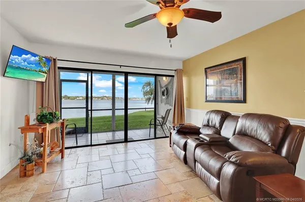 $319,900 | 1950 Southwest Palm City Road, Unit 1102, Stuart, FL 34994