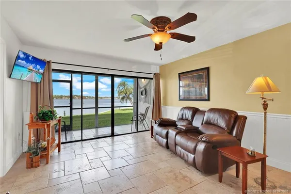$319,900 | 1950 Southwest Palm City Road, Unit 1102, Stuart, FL 34994