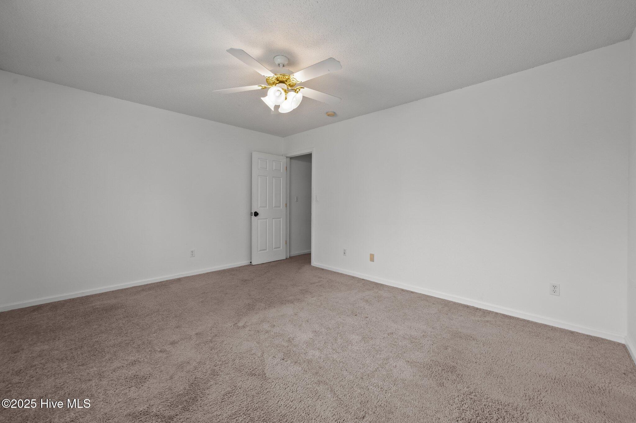 1005 Spring Forest Road, Unit G6 Greenville, NC 27834 - Photo 33 of 46 33-web-or-mls-LHV_2011