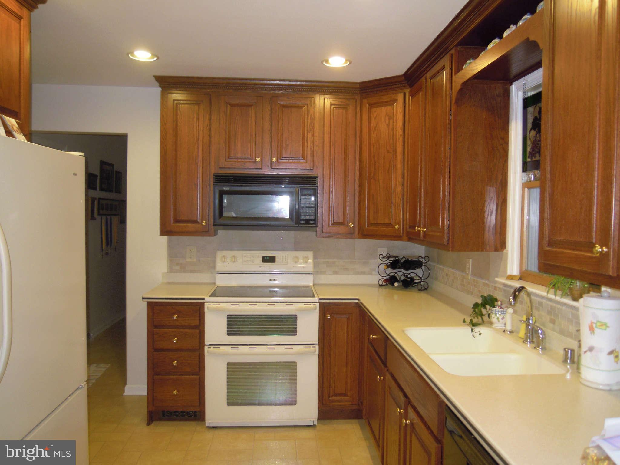 125 Fort Hoyle Road Joppa, MD 21085 - Photo 11 of 30 Kitchen