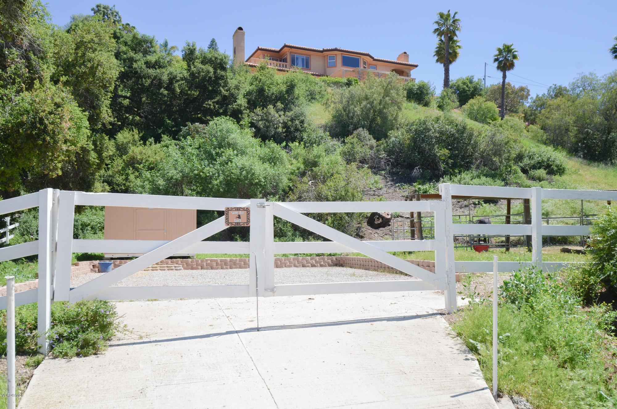 180 Sundown Road Thousand Oaks, CA 91361 - Photo 27 of 32 a view of building with an outdoor space