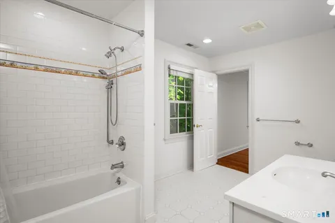 $3,400,000 | 27 Woody Lane, Westport, CT 06880