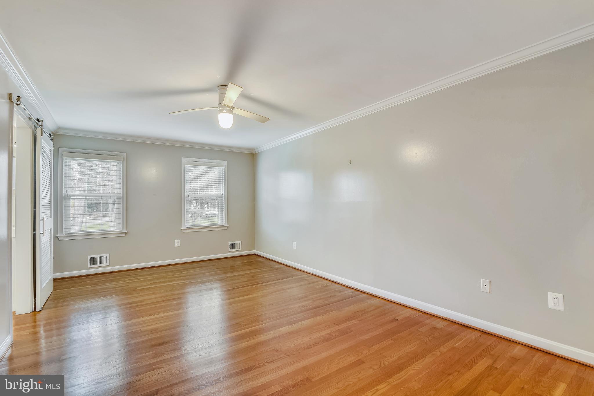 6819 Melrose Drive McLean, VA 22101 - Photo 17 of 45 Principle Bedroom