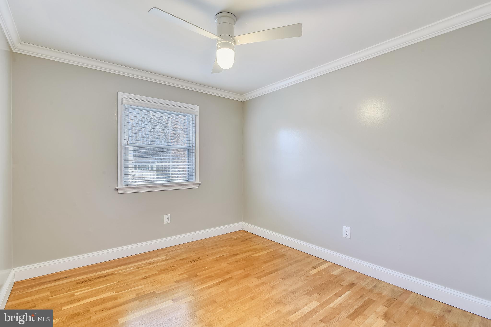 6819 Melrose Drive McLean, VA 22101 - Photo 24 of 45 3rd Upper Level Bedroom
