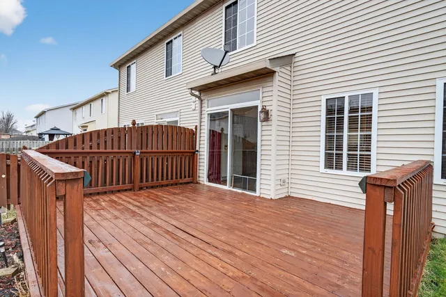 $285,000 | 1451 Red Top Lane, Minooka, IL 60447