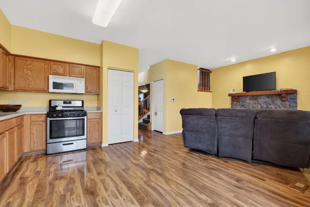 $285,000 | 1451 Red Top Lane, Minooka, IL 60447