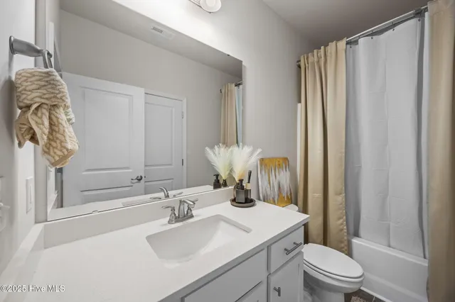 $445,000 | 2750 Luna Lane, Winterville, NC 28590