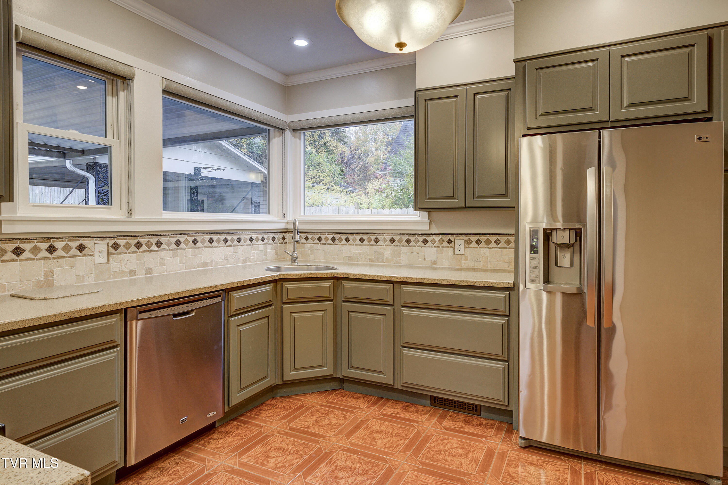 310 North Elm Avenue Erwin, TN 37650 - Photo 14 of 56 ELM-11