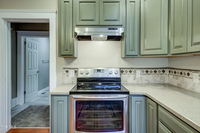 $329,900 | 310 North Elm Avenue, Erwin, TN 37650