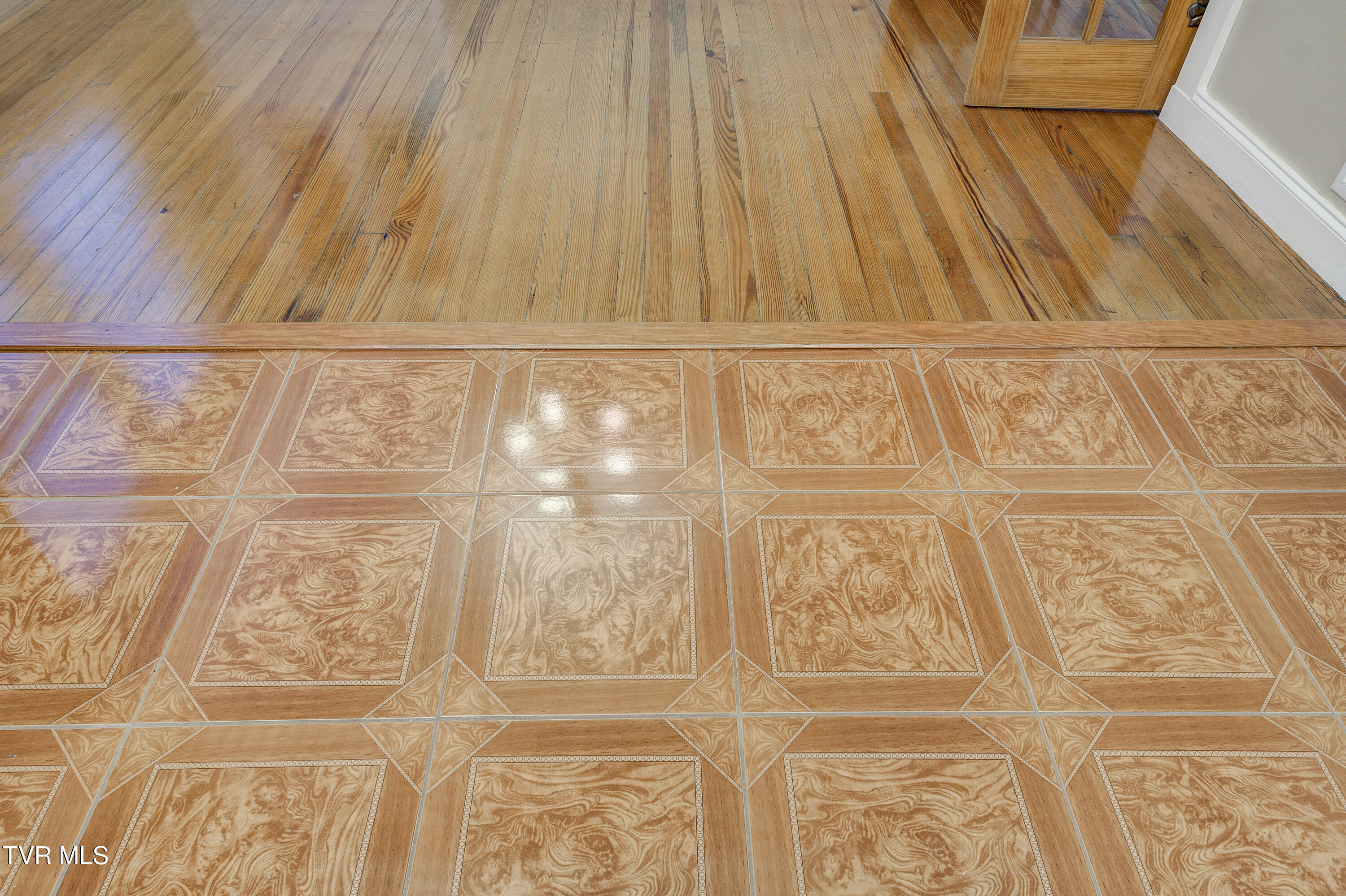 310 North Elm Avenue Erwin, TN 37650 - Photo 17 of 56 ELM-14