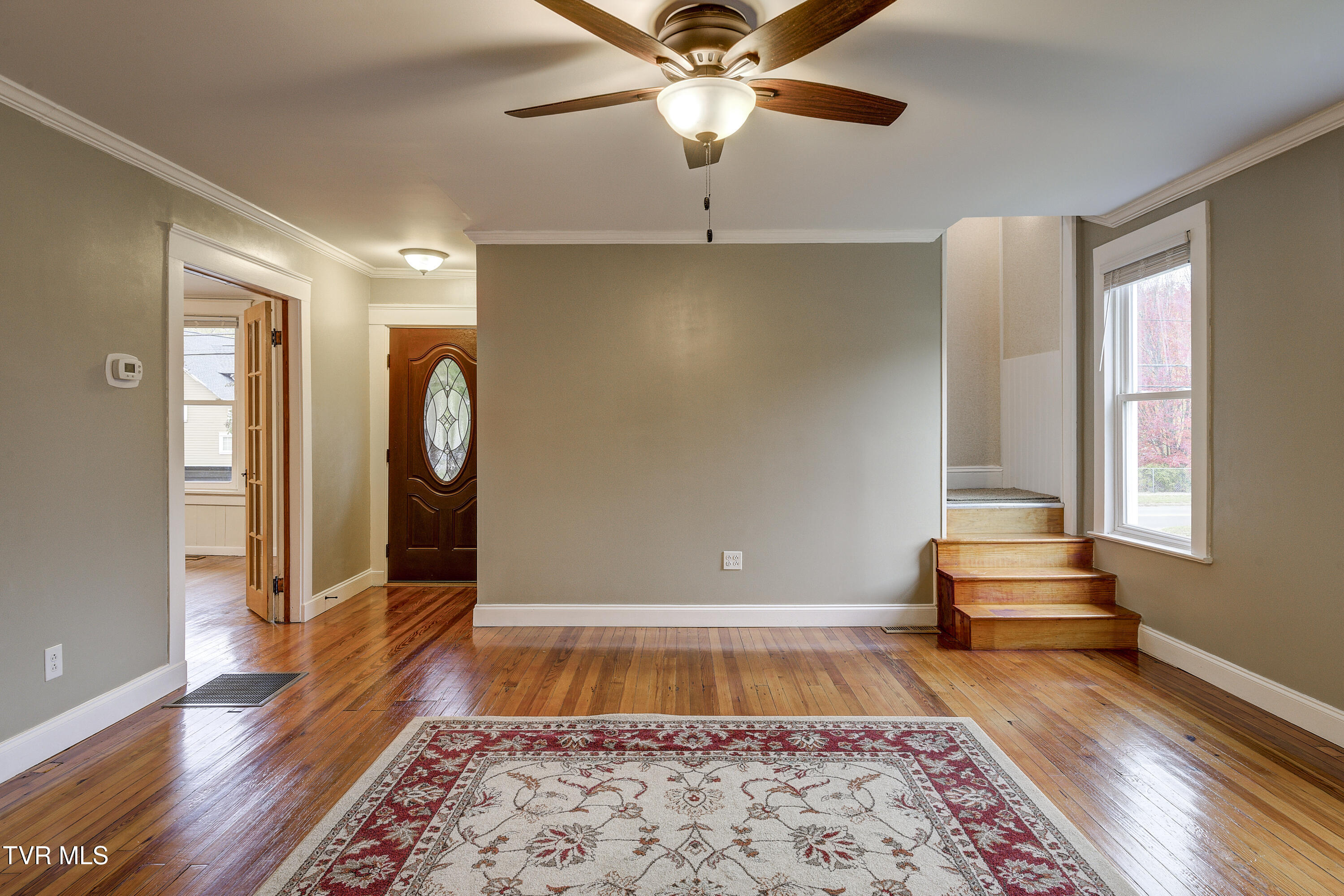 310 North Elm Avenue Erwin, TN 37650 - Photo 5 of 56 ELM-2