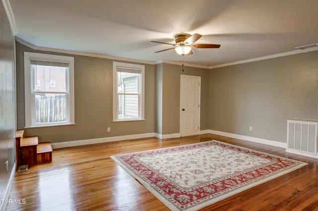 $329,900 | 310 North Elm Avenue, Erwin, TN 37650