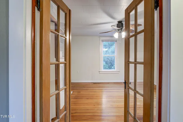 $329,900 | 310 North Elm Avenue, Erwin, TN 37650