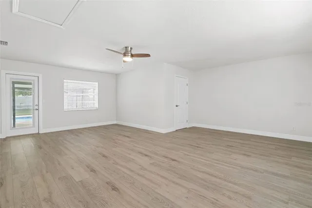 $435,000 | 5207 Burr Place, Seffner, FL 33584