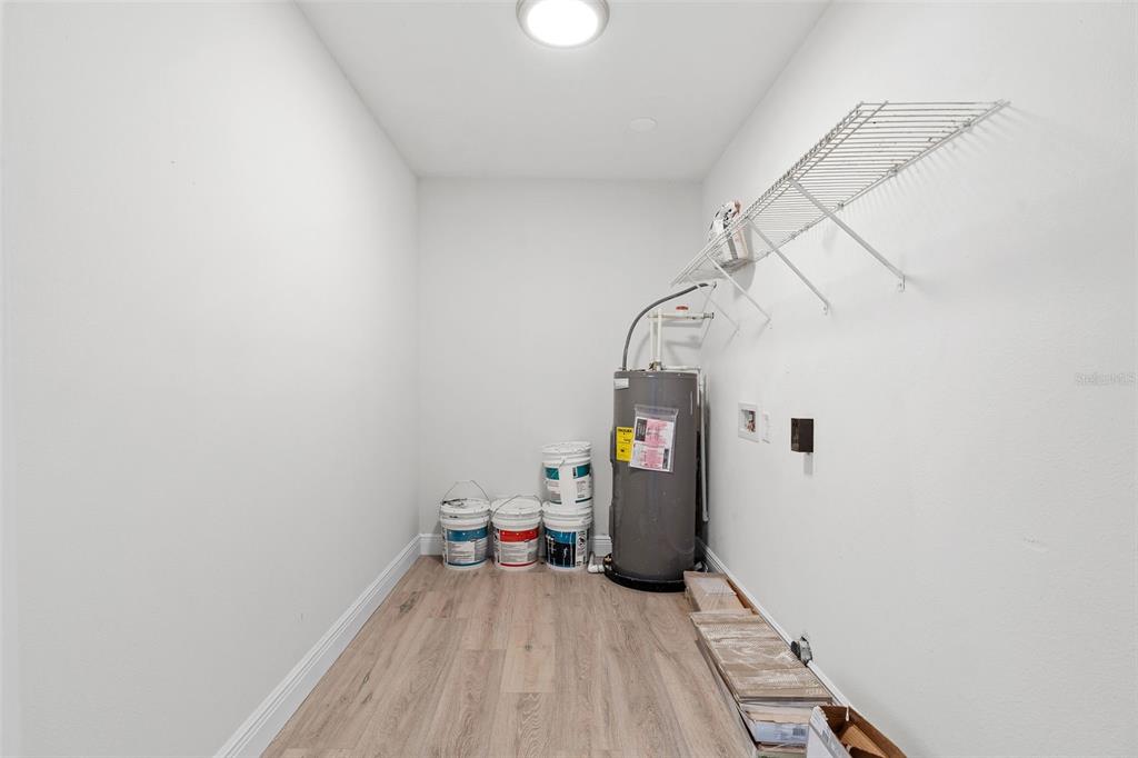 5207 Burr Place Seffner, FL 33584 - Photo 30 of 43