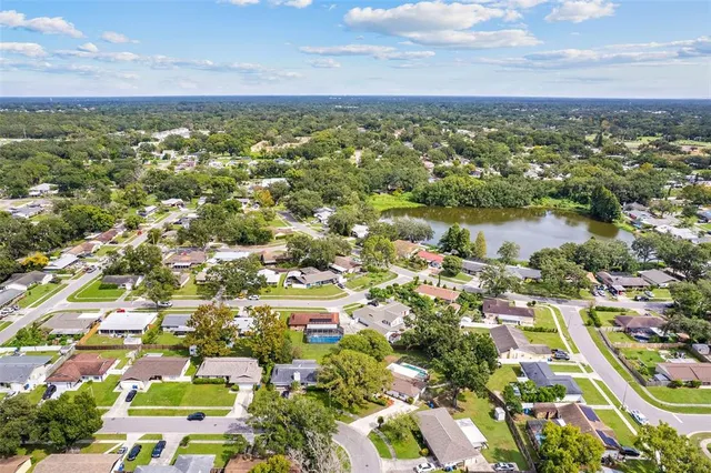 $435,000 | 5207 Burr Place, Seffner, FL 33584